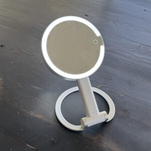 Magnifying Mirror with 3-Color Dimmable Light